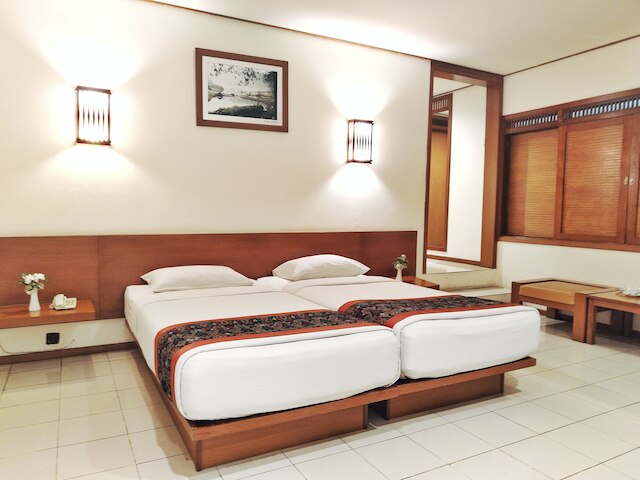 ザ シパク ガーデン ホテル