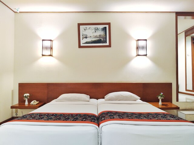 ザ シパク ガーデン ホテル