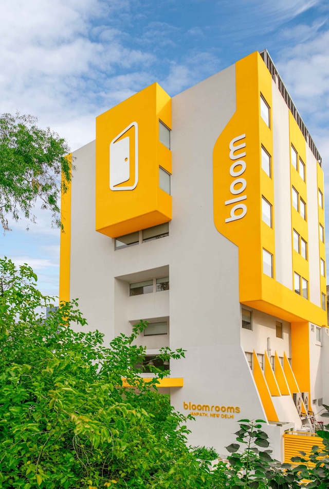 ブルームルームズ アット ジャンパス