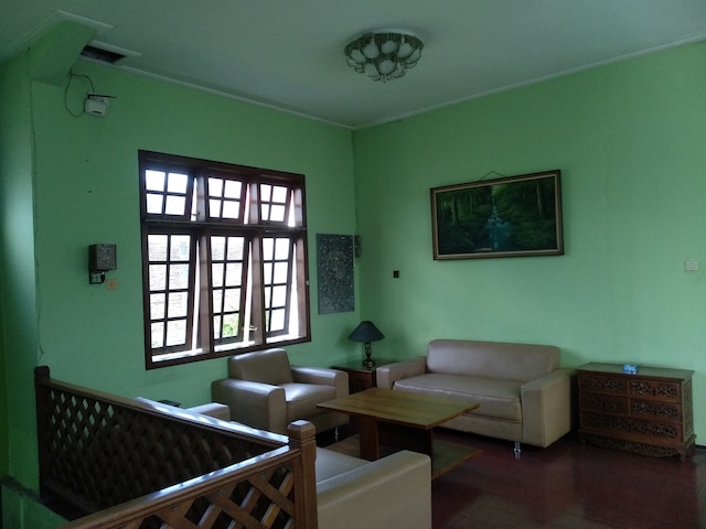 サルティカ ホテル