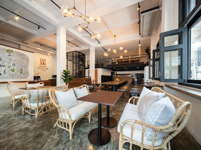 ウォーム ウインドウ シーロム - ホステル