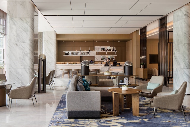 コートヤード バイ マリオット 深圳 ノースウェスト (深圳同泰萬怡酒店)