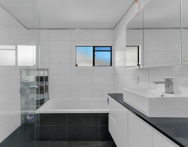 クレイフィールド ホーム ニア イN エアポート & CBD