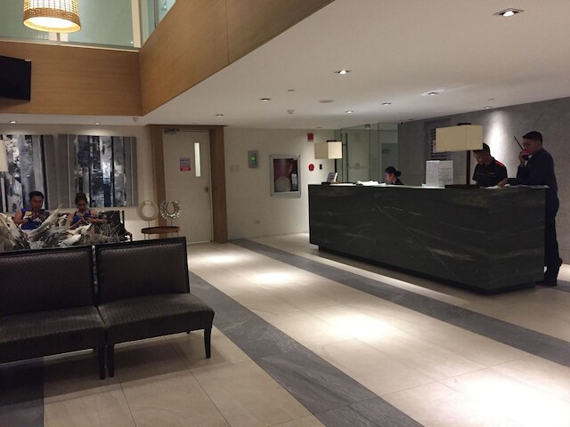 アズール ビーチ クラブ パリス ヒルトン