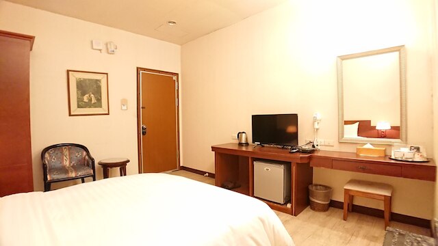 フワ ナン ホテル (華南大飯店)