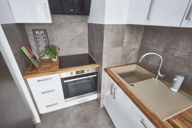 M&R アパルタメント モッカ コンストルクトルスカ