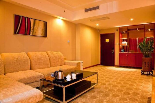 Eastern Banshan Hotel