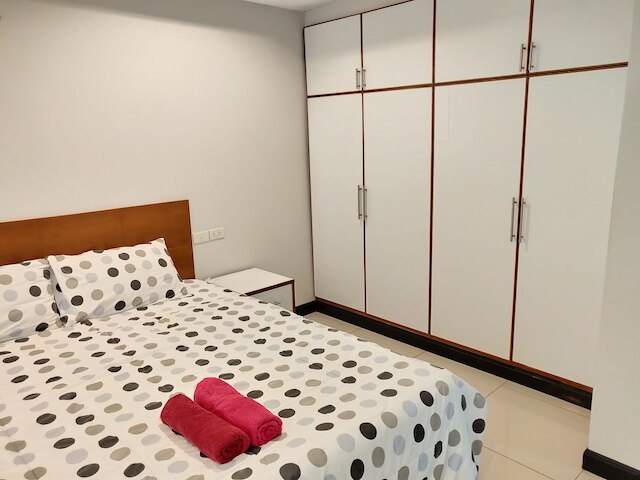 アムステラックス アパートメンツ