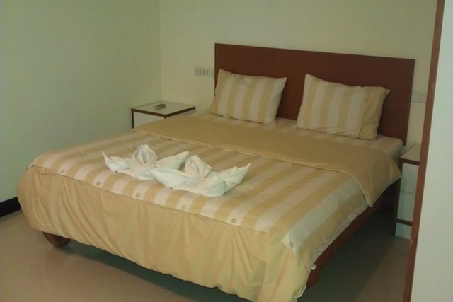 アムステラックス アパートメンツ