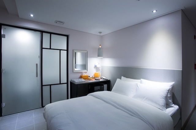 ホテル ミルハウス 新村