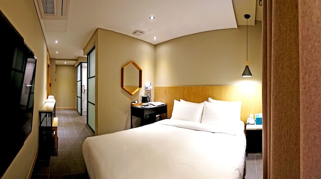 ホテル ミルハウス 新村