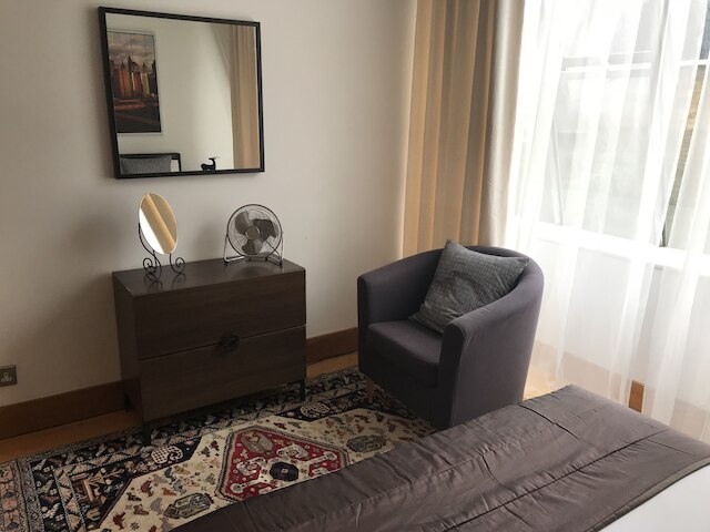 ラグジュアリー ケンジントン アパートメント W8