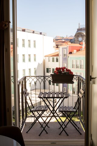 カルドサス ストーリー アパート バイ ポルトシティホスツ