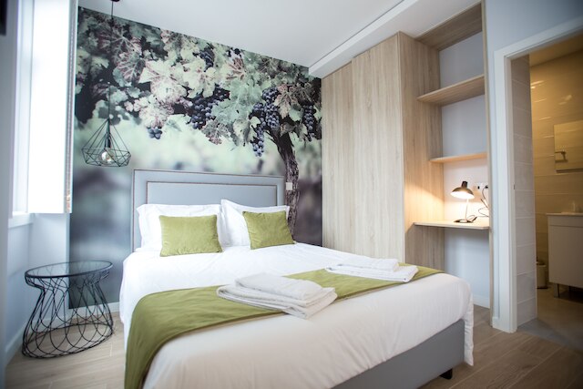 ポルト ビューズ & ワインズ バイ ポルト シティ ホスツ