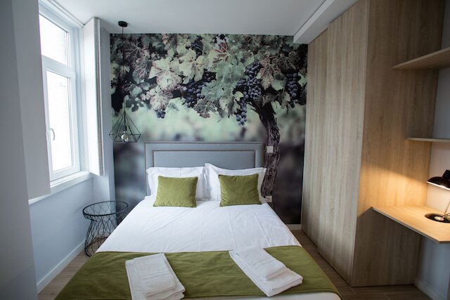 ポルト ビューズ & ワインズ バイ ポルト シティ ホスツ