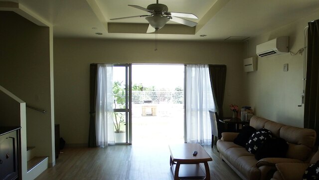 シーサイドヤカ