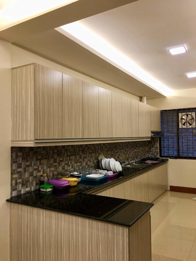 トランジェント ハウス アンド ヴァン フォー レント