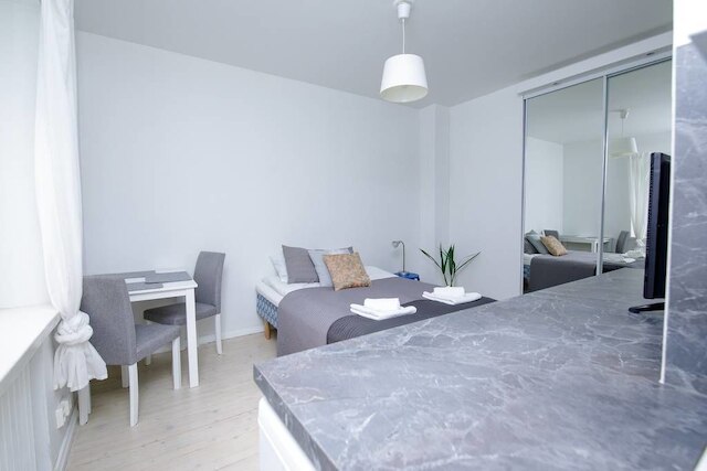 セカンドホームズ レンロティンカトゥ アパートメント