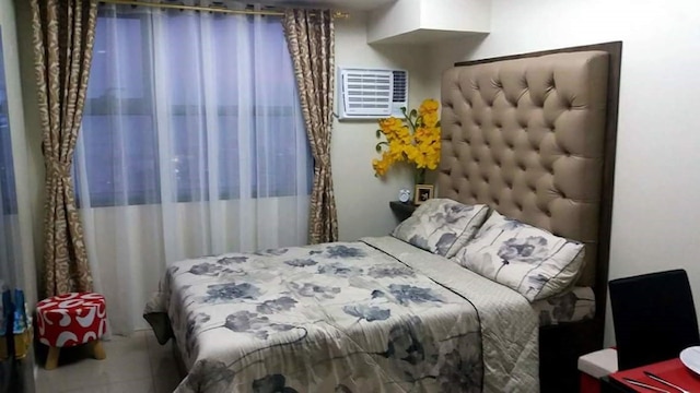 コリーンズ ベッドシット アット ホライゾンズ 101