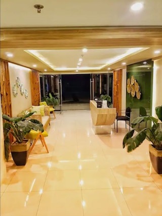 ロロンズ リスティング - マクタン