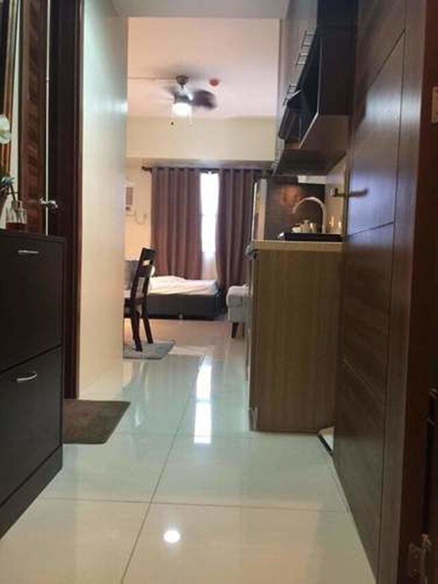 ロロンズ リスティング - セブ シティ