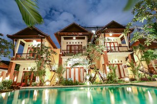 ミナ ペラサ ホテル アンド レスト