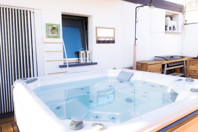 イマース ユアセルフ イン アン イディリック シチュエーション