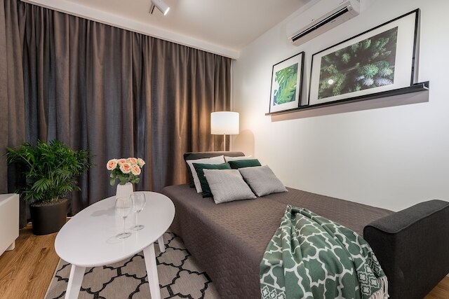 ユアセカンドフラット シェドミオグロツカ