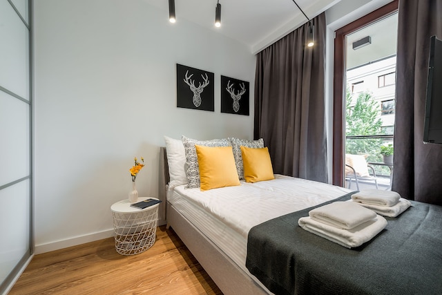 ユアセカンドフラット シェドミオグロツカ