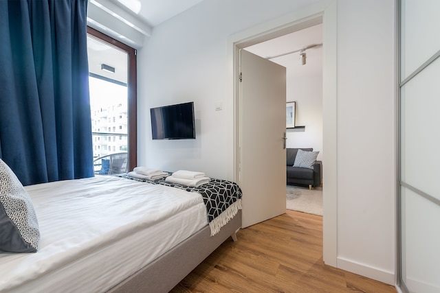 ユアセカンドフラット シェドミオグロツカ