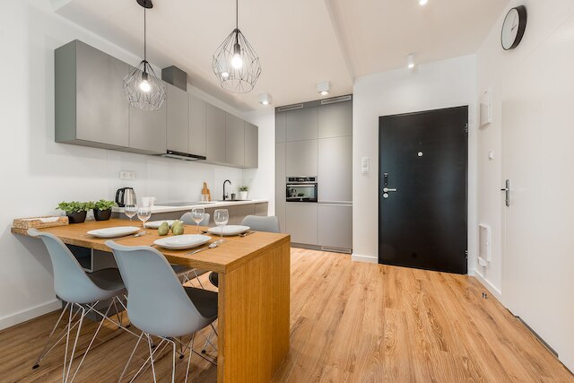 ユアセカンドフラット シェドミオグロツカ