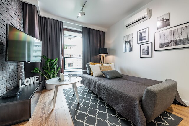 ユアセカンドフラット シェドミオグロツカ