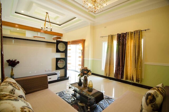 ダンサム ハウス