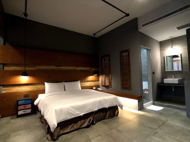 墾丁トゥルー カラー ホステル (原舍精緻旅店)