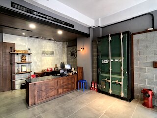 墾丁トゥルー カラー ホステル (原舍精緻旅店)