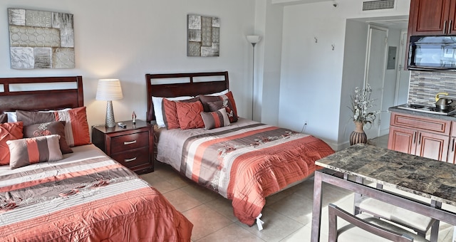 ビーチ フロント スタジオ