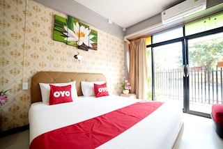 OYO 465 クルン カオ トラベラー ロッジ
