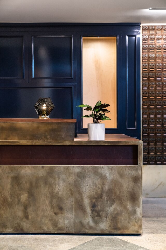 ザ レボリューション ホテル