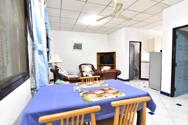 ノン アパートメント パタヤ - 大人限定