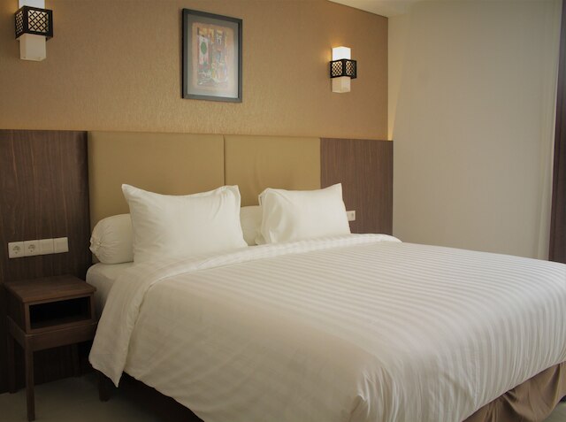 ザ アザナ ホテル エアポート スマラン