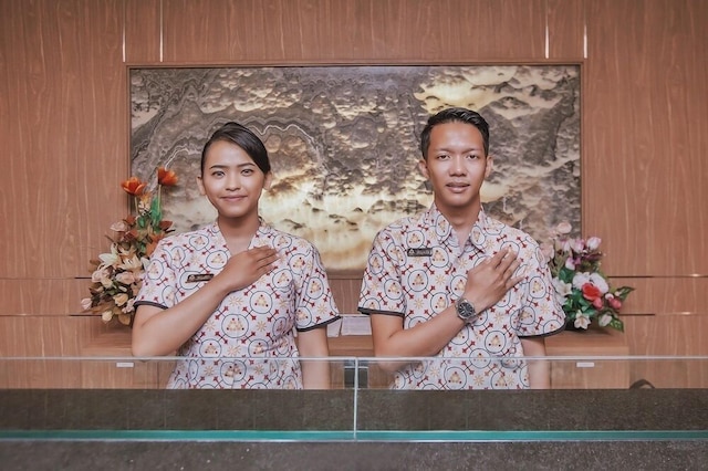 ザ アザナ ホテル エアポート スマラン