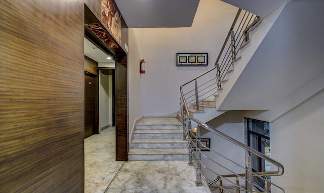 ツリーボ ソーホー ニュートン ニア ニュータウン バススタンド