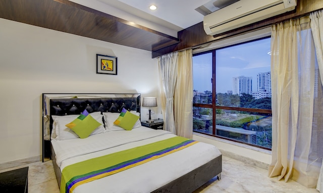 ツリーボ ソーホー ニュートン ニア ニュータウン バススタンド