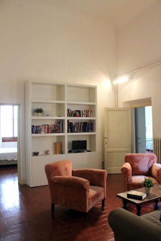 アート アパートメント ダンテ