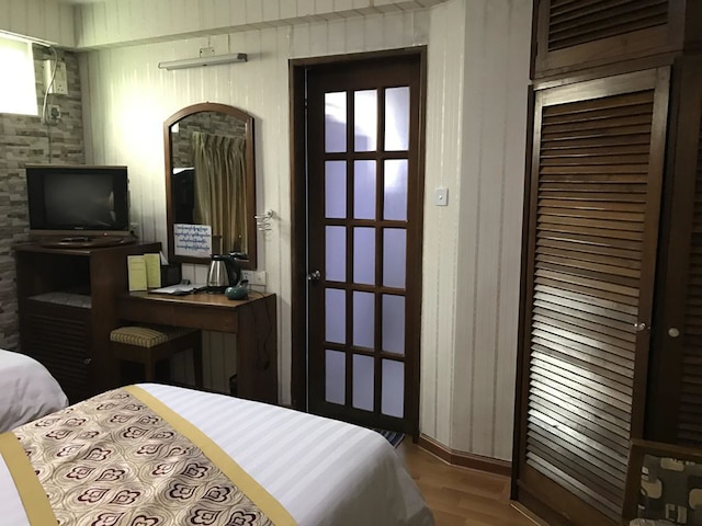 クリスタル パレス ホテル