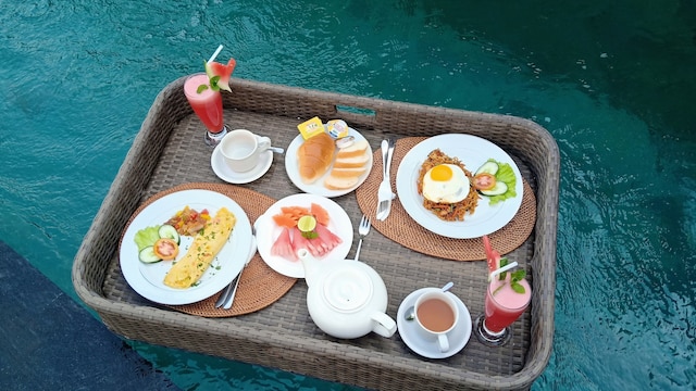 3 ゴールド ラグジュアリー プライベート ヴィラ