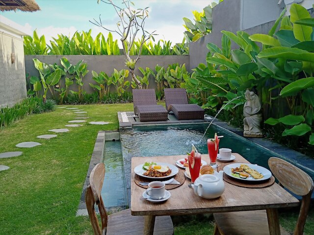 3 ゴールド ラグジュアリー プライベート ヴィラ