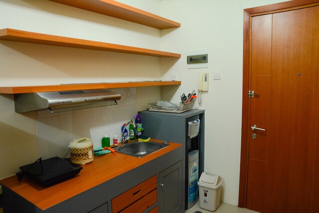 ウッドランド パーク レジデンス カリバタ ビュー スイミング プール