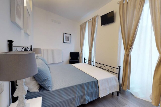 ラグジュアリー 2 ベッドルーム アパートメント