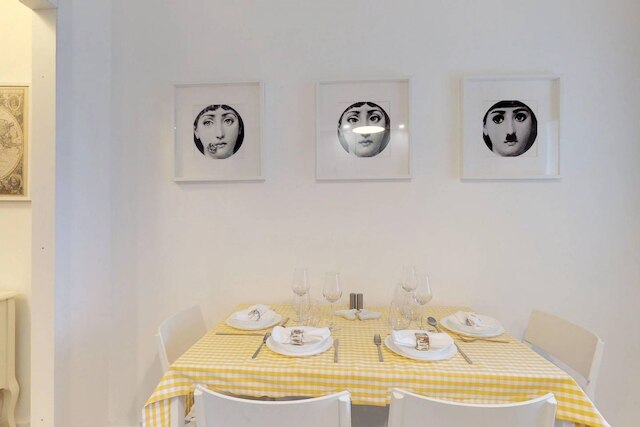 ラグジュアリー 2 ベッドルーム アパートメント